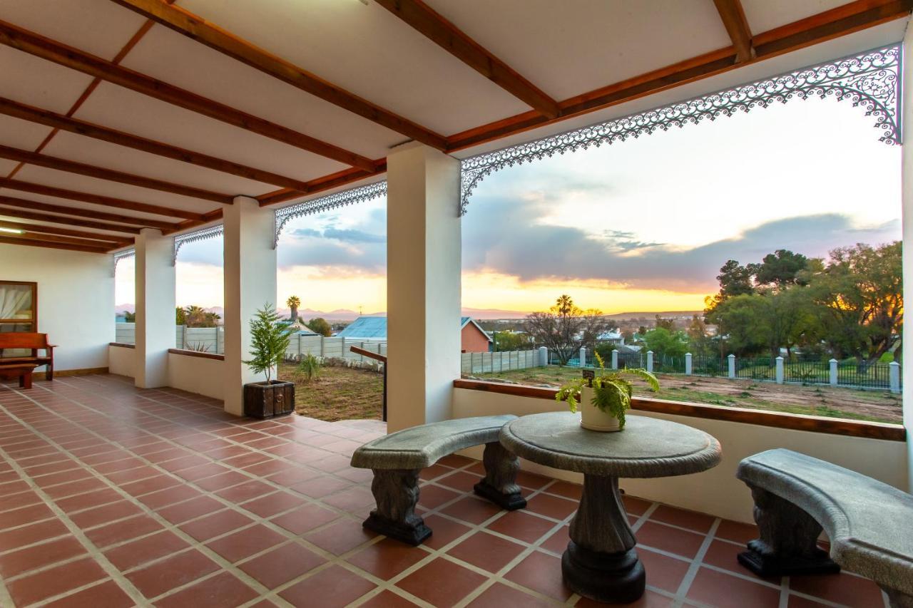 Ravenscliff White House Villa Oudtshoorn Exteriör bild